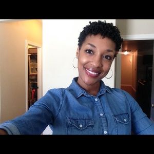 Meet your Posher, Lajoyce